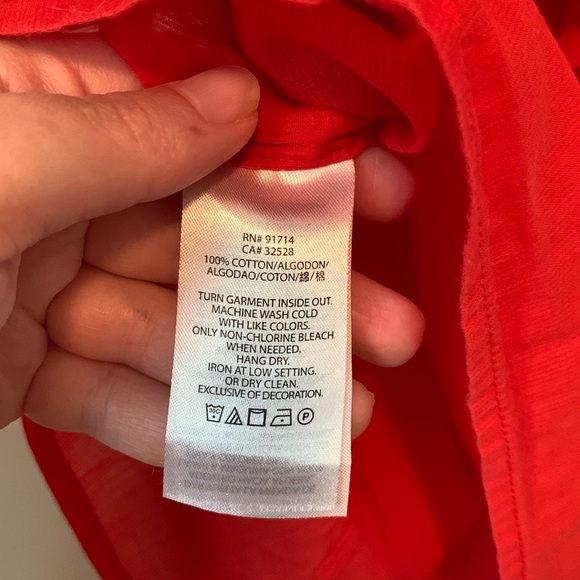 Armani Exchange V-Neck Tie Front Buttoned Red Tank Top Size Small - Picture 6 of 6